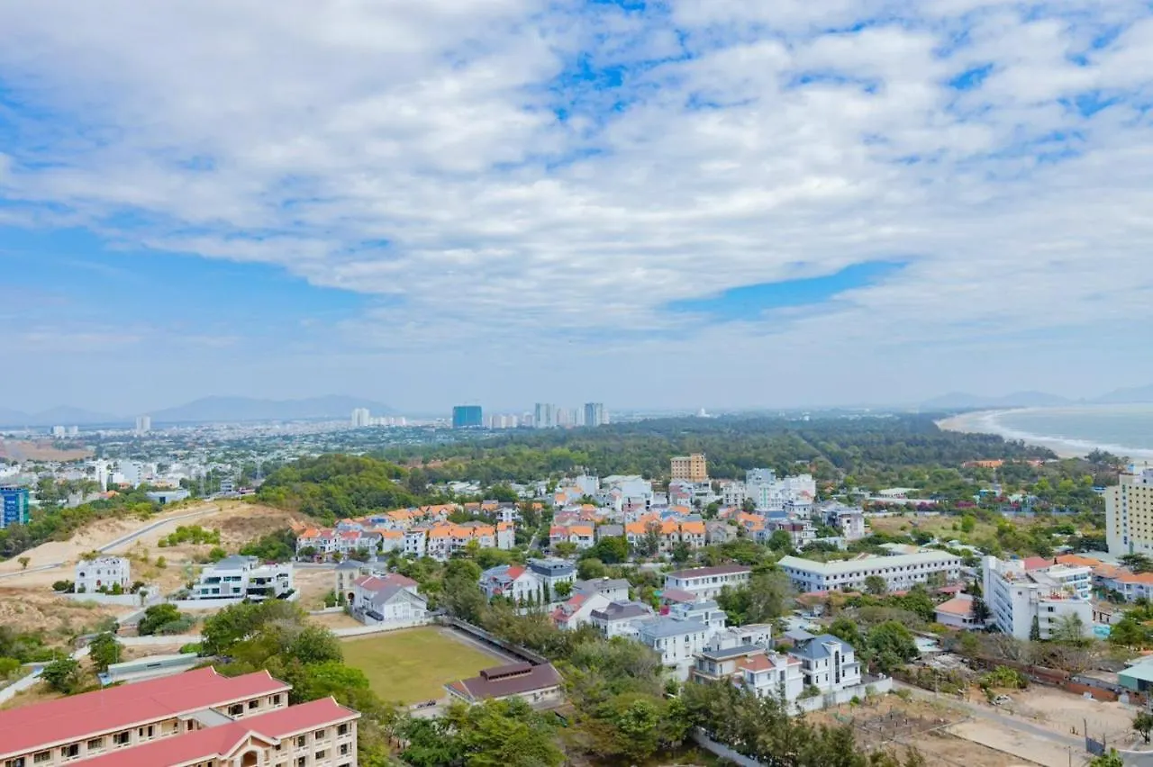 Oasis Suites - The Song, Infinity Pool & Gym Vung Tau 0*,  Vietnam