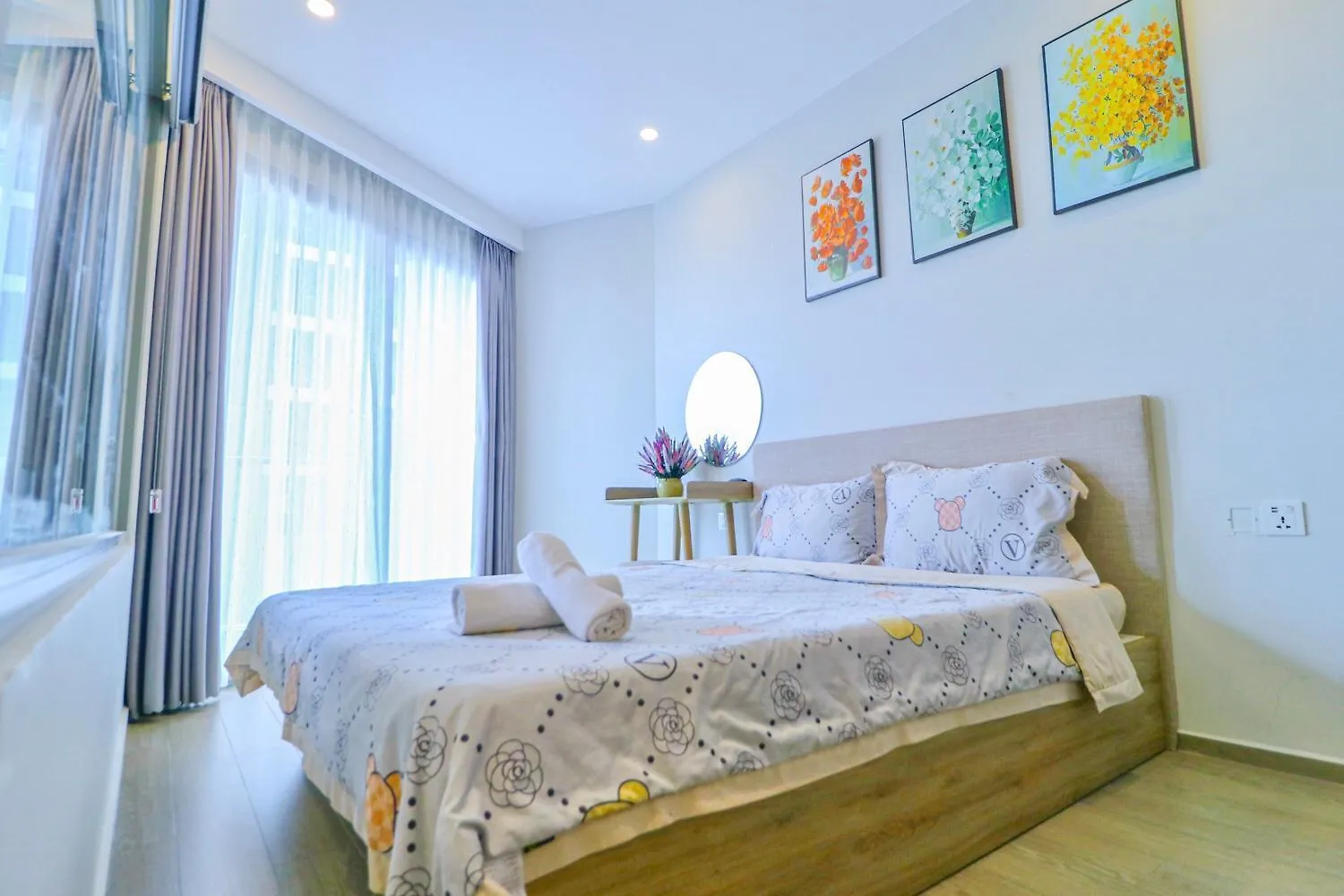 Oasis Suites - The Song, Infinity Pool & Gym Vung Tau Apartment