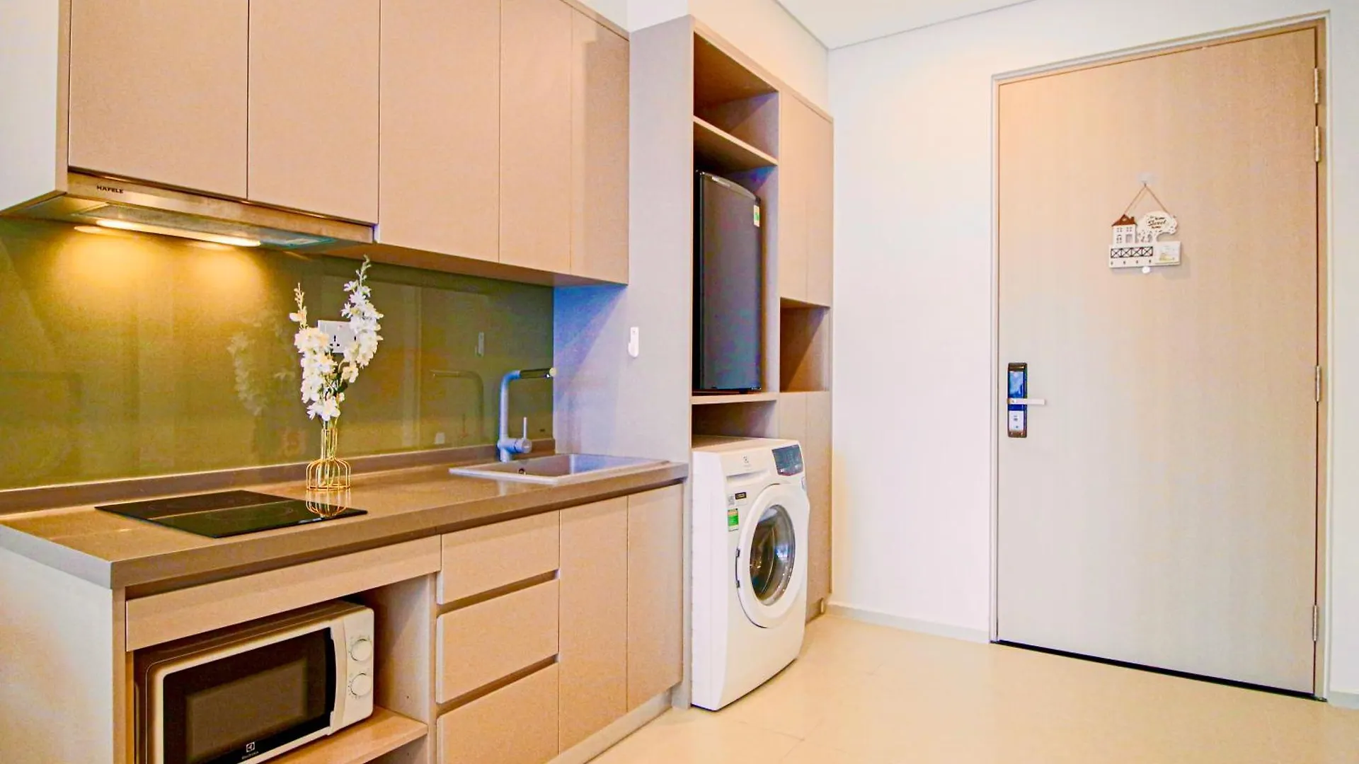 Oasis Suites - The Song, Infinity Pool & Gym Vung Tau Apartment